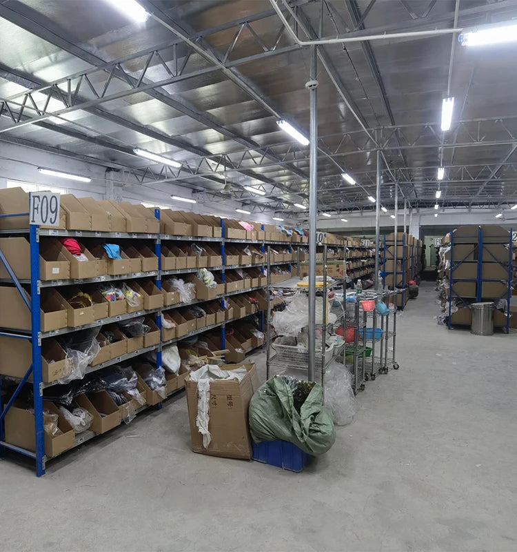 Cute Winter Dog Hoodie – Coral Fleece Warm Puppy Jacket Sweatshirt for Small Dogs & Cats | Soft Cozy Pet Sweater