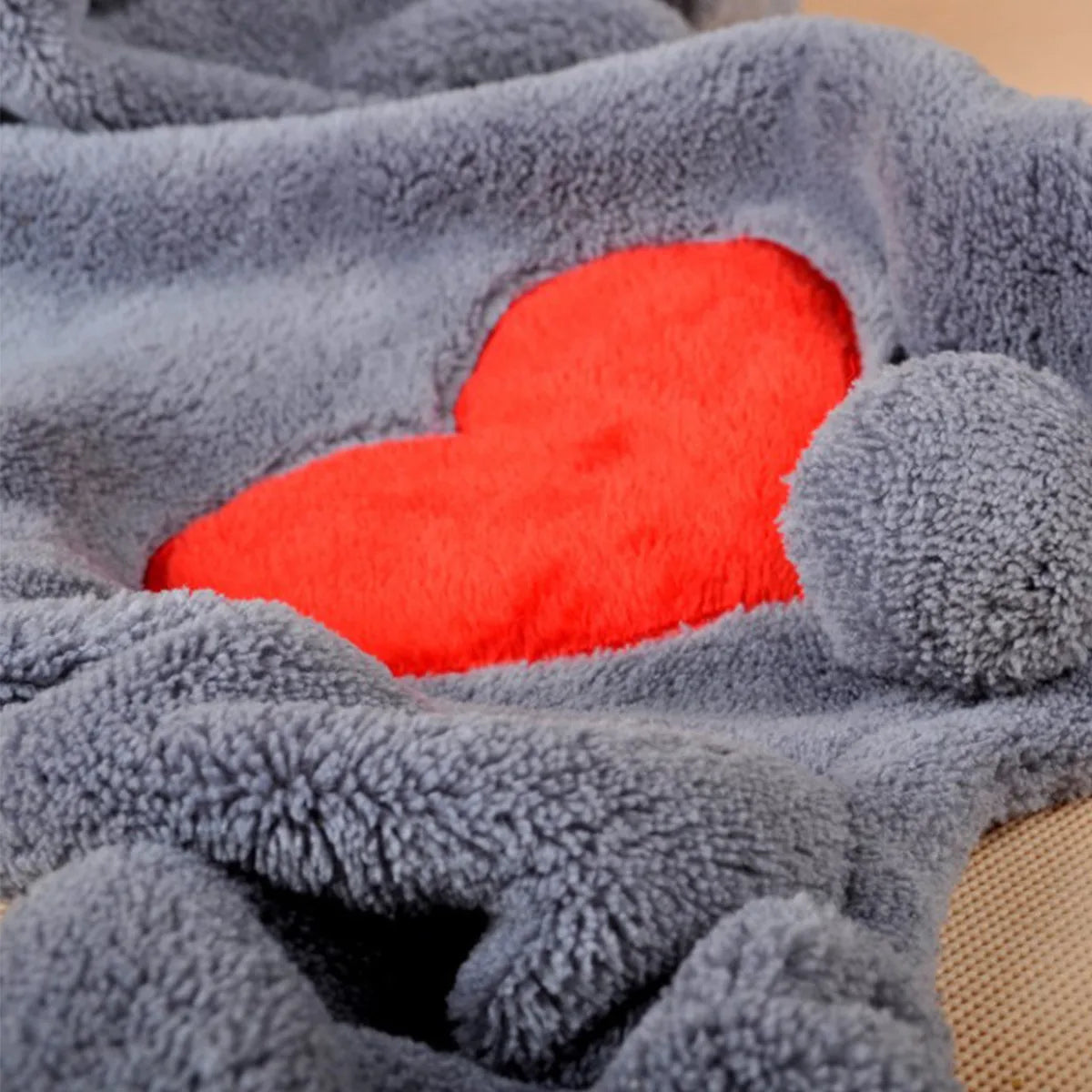 Cute Winter Dog Hoodie – Coral Fleece Warm Puppy Jacket Sweatshirt for Small Dogs & Cats | Soft Cozy Pet Sweater