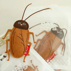 Simulation Insect Shape Cockroach Toy Fun Self-Hi Cat Simulation Toy Felt Catnip Bell Toy Boredom Relief