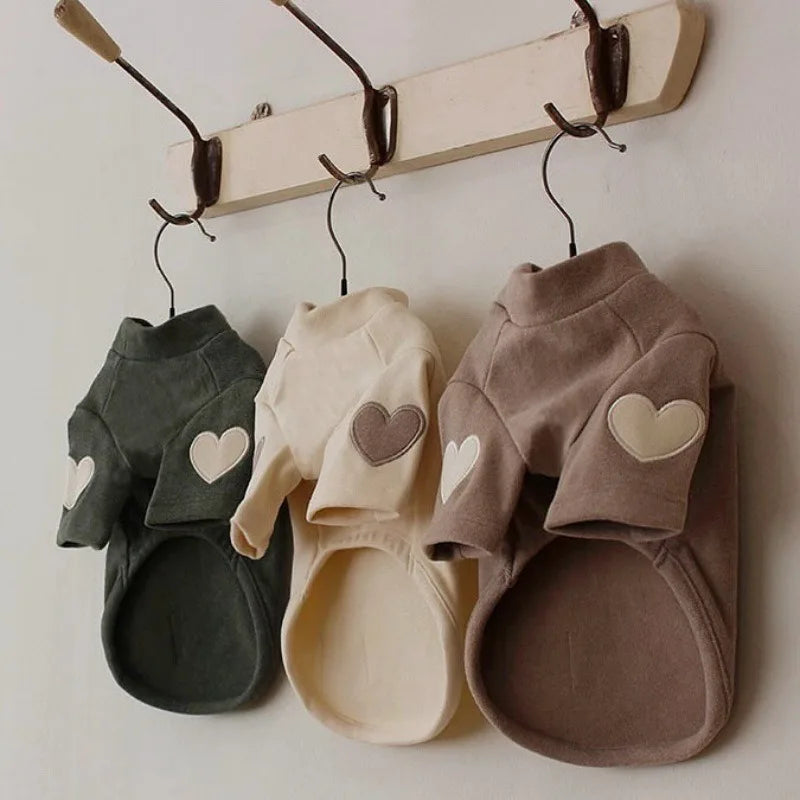 New Shirt Cat Pet Warm Clothes Pet Dog Clothes Base Designer Cute Love Bear Teddy Yorkshire Hoodie Puppy Clothing MWTJK01