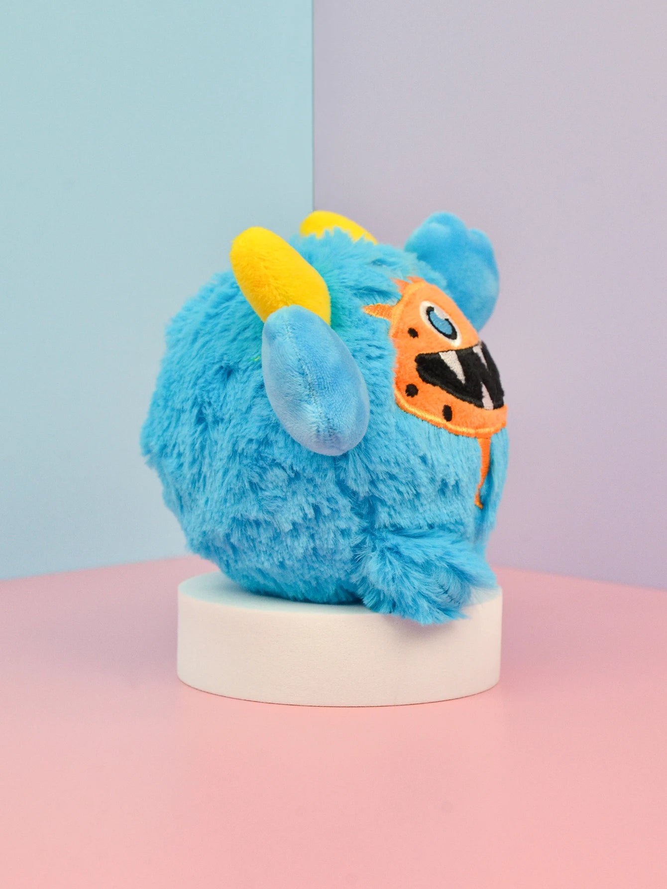 1 Pcs Active Moving Dog Plush Squeaky Small Balls Enjoying Dog Interactive Toys 2-in-1 Designer Pet Gift For Halloween