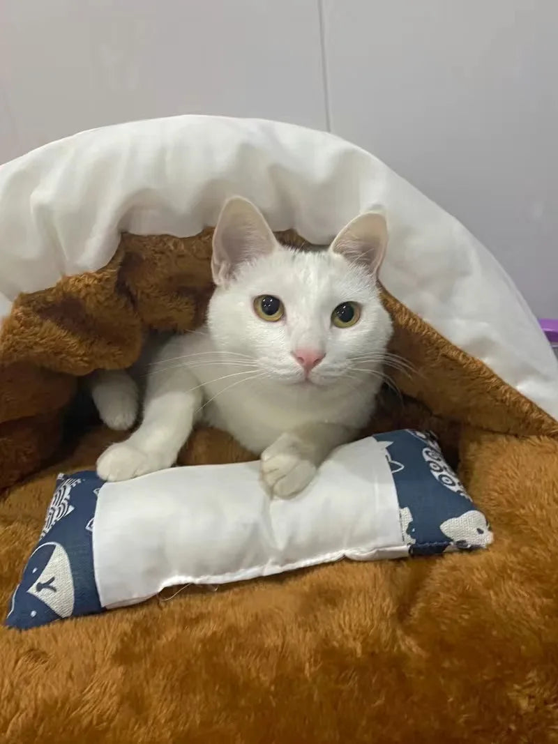 Japanese Deep Sleep Cave for Cats and Dogs, Warm Sleeping Bag, Removable Pet House, Nest Cushion with Pillow, Winter