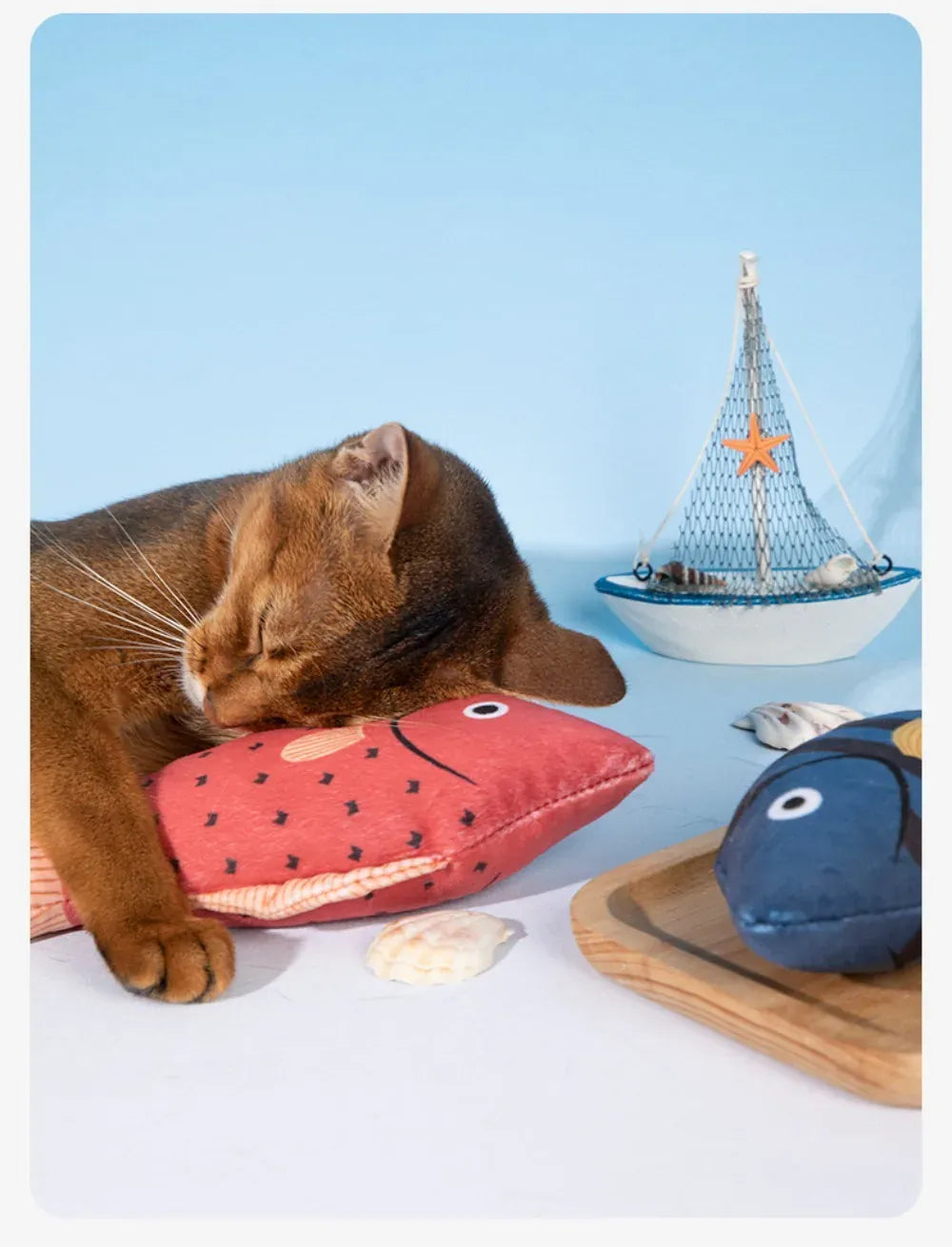 Catnip Fish Toy for Cats – Plush Simulation Fish with Interactive Chew & Pillow Design