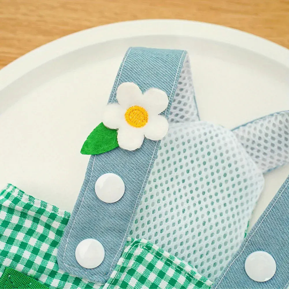 Frog Green Plaid Pet Three-Piece Set - Stylish and Comfortable Outfit for Dogs Includes Hat, Vest, and Pants,Dog Outfit