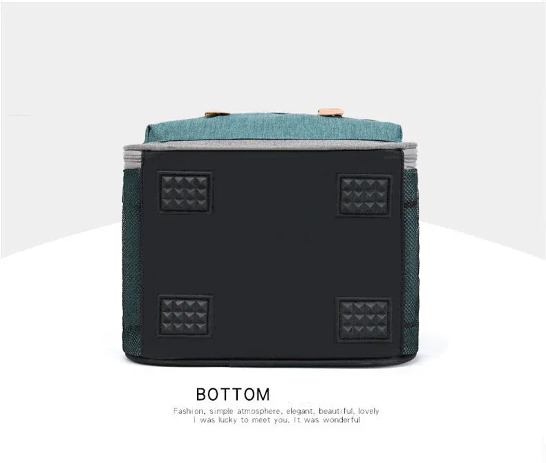 Large Cat Carrier Backpack - Three-Sided Breathable Pet Travel Bag with Sun Protection, Thickened Wear-Resistant Pet Luggage