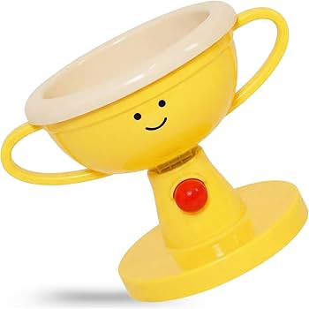 With this adorable trophy-shaped raised bowl, your fur baby no longer has to bend their neck while eating.
Stylish and functional — it’s a win-win