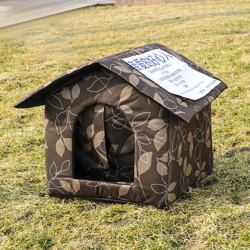 Waterproof Outdoor Cat House - Winter Warm Shelter with Foldable Design